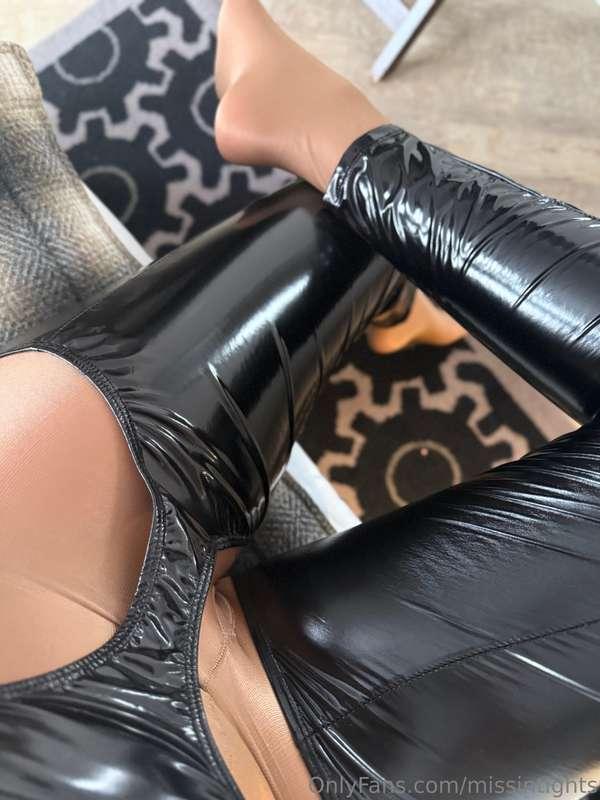 missintights image #1