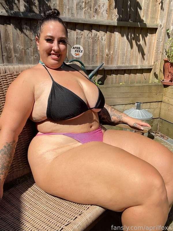 relax with me

#custom #squirt #sexy #pussy #dildo #bigass #outdoor #fetish #blowjobs