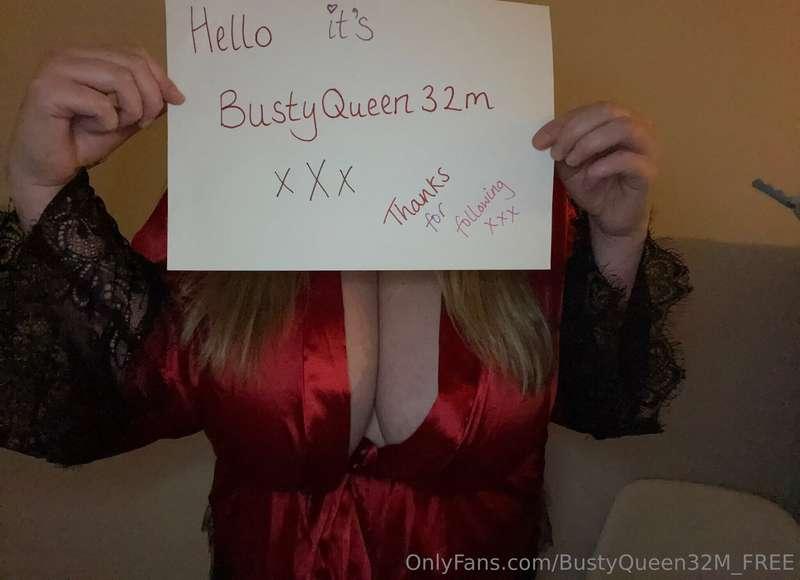 Tell me here why you love massive tits 😏➡➡ @BustyQueen32M 