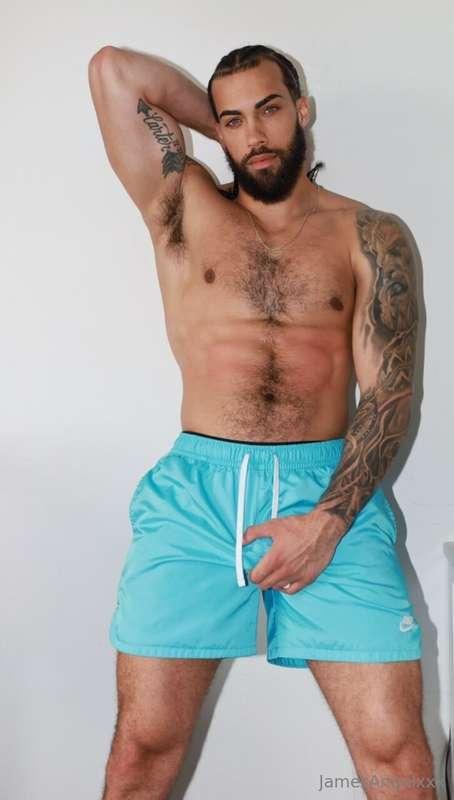 gonna get nasty tonight boys...LIVE tonight at 9:30 EST 🥵🥵