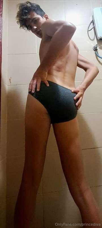 😜