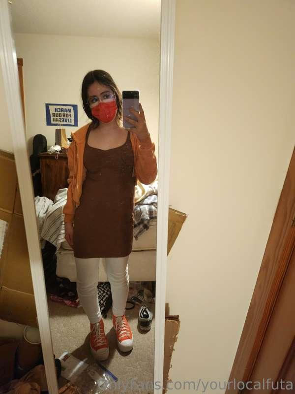 two fit checks,,,leggings are nice!