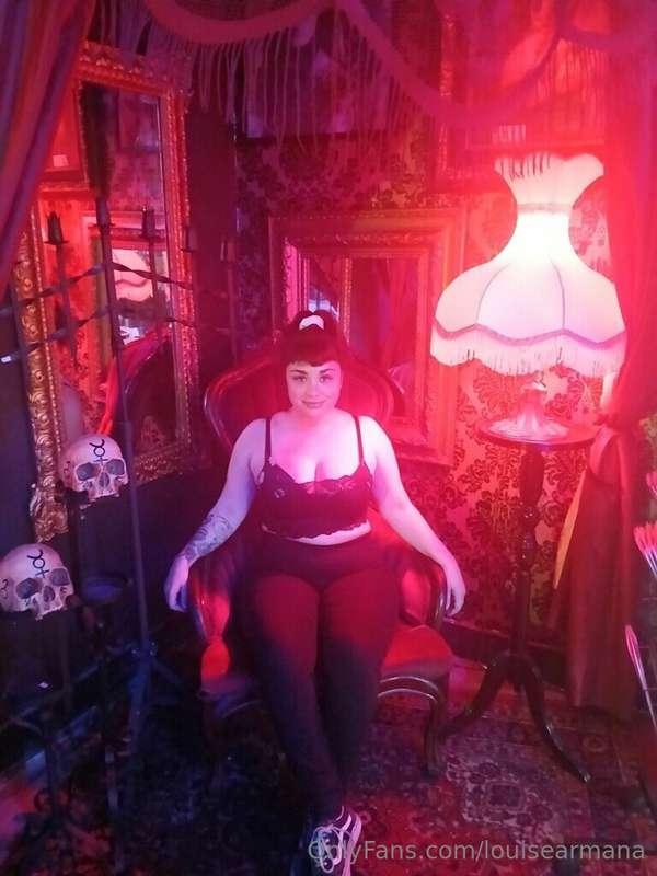 The one and only picture of me in Portland 😂 stupid phone.