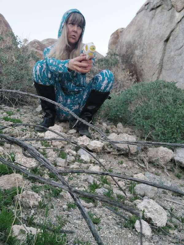 Playing with myself in the desert. I promise I'll do it for ..