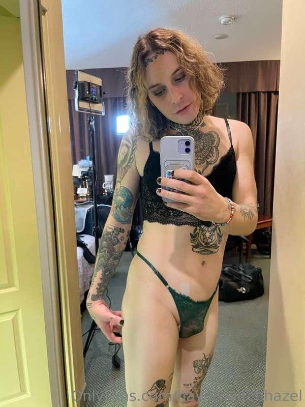 hotel slut 🖤❤️‍🔥