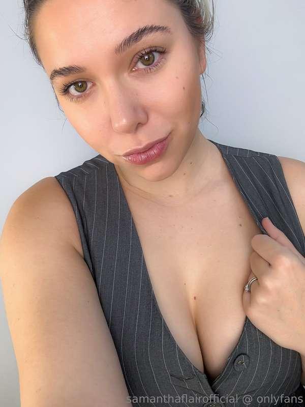 samanthaflairofficial image #0