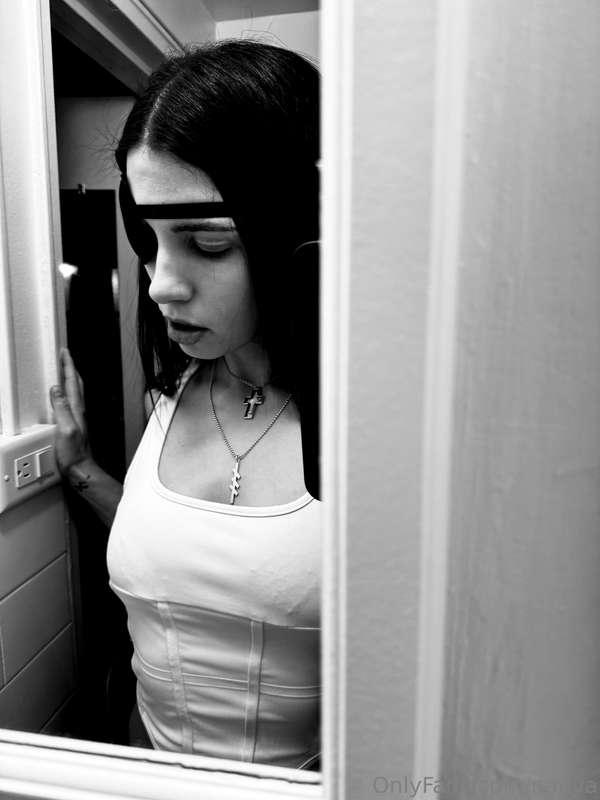 One command from me, and you’re completely mine. Do you dare..
