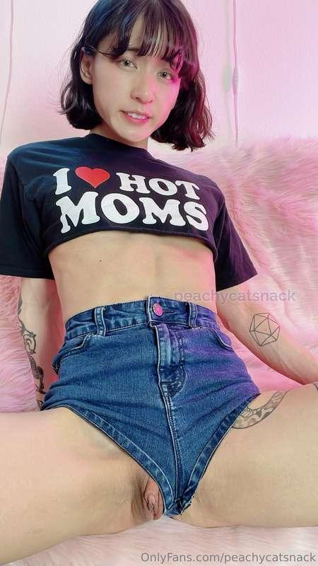 Is there something wrong with my outfit? 😝