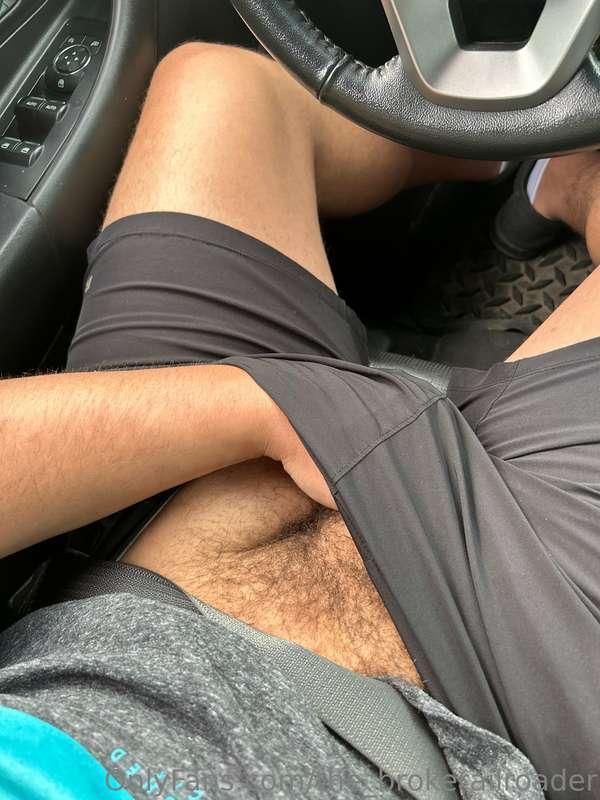 Long boring drive yesterday, had to pull over. 😈