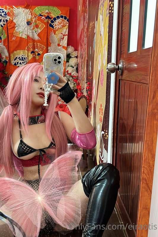 Do you like my hair pink? 😈
