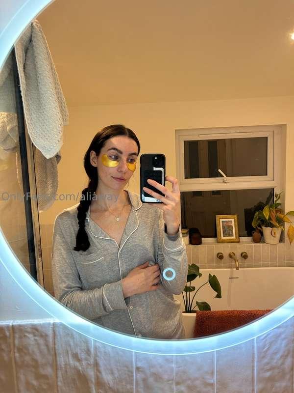 Gooooood night 😘😘