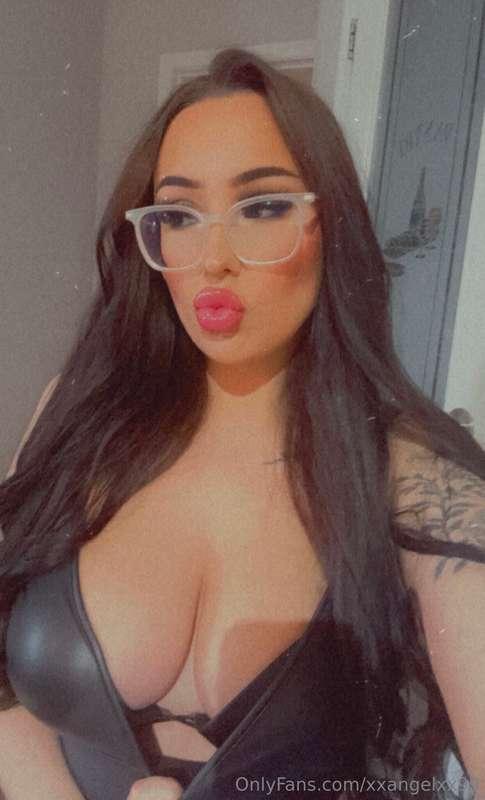 gonna take some sexy pics 🖤💋