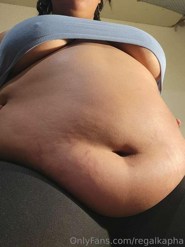 I am bulging out of my outfit after second dinner today !!!