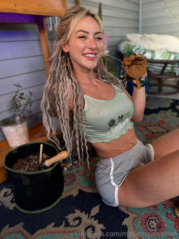 You guys always ask me what my hobbies are🪴