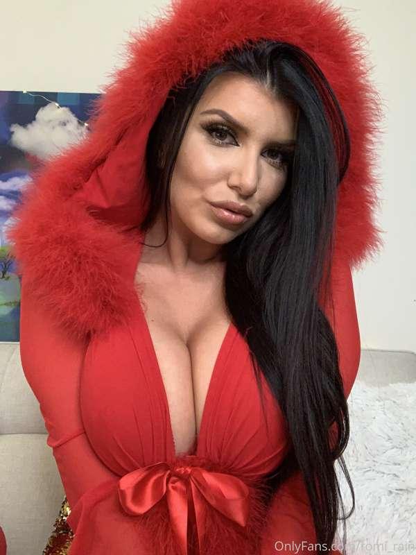 Ready to become my special VIP!! LIMITED SPOTS LEFT😈🫣DM ME "..