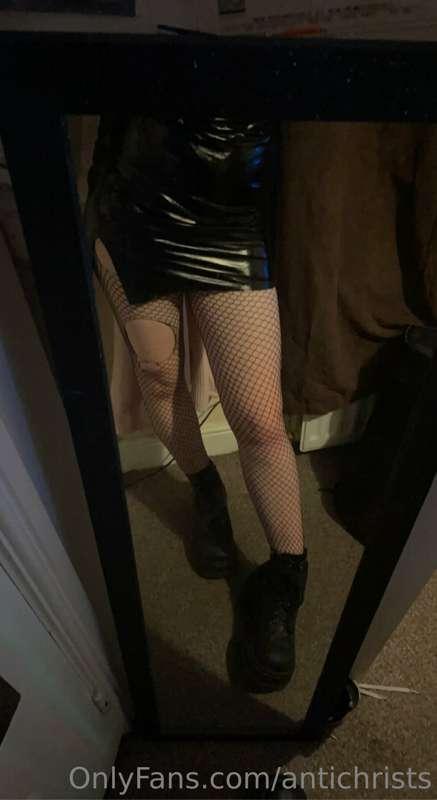 u know u wanna pay for my drinks tonight 🥺 (dm for pay.  pal..