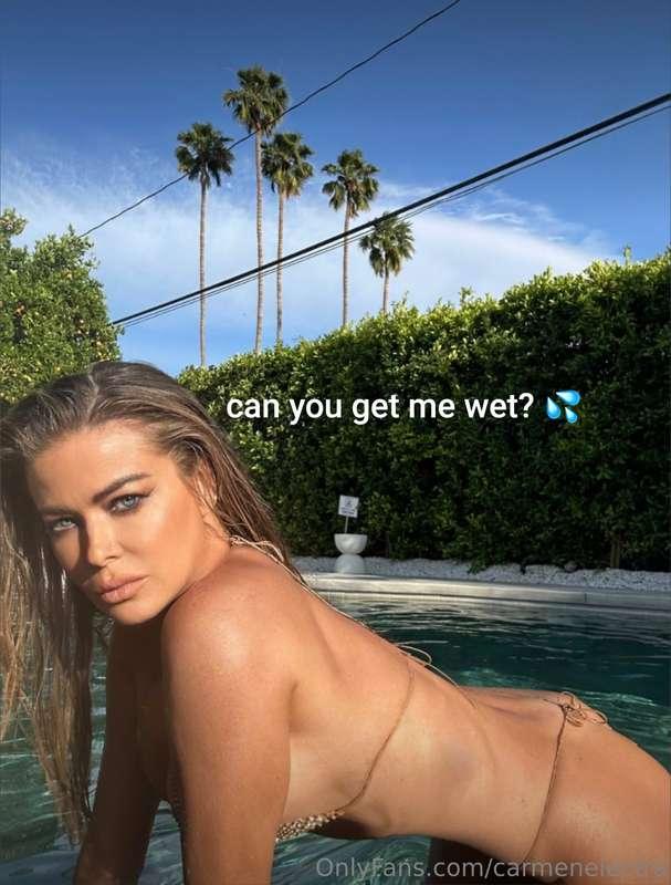 How wet do you think I can get? 💦