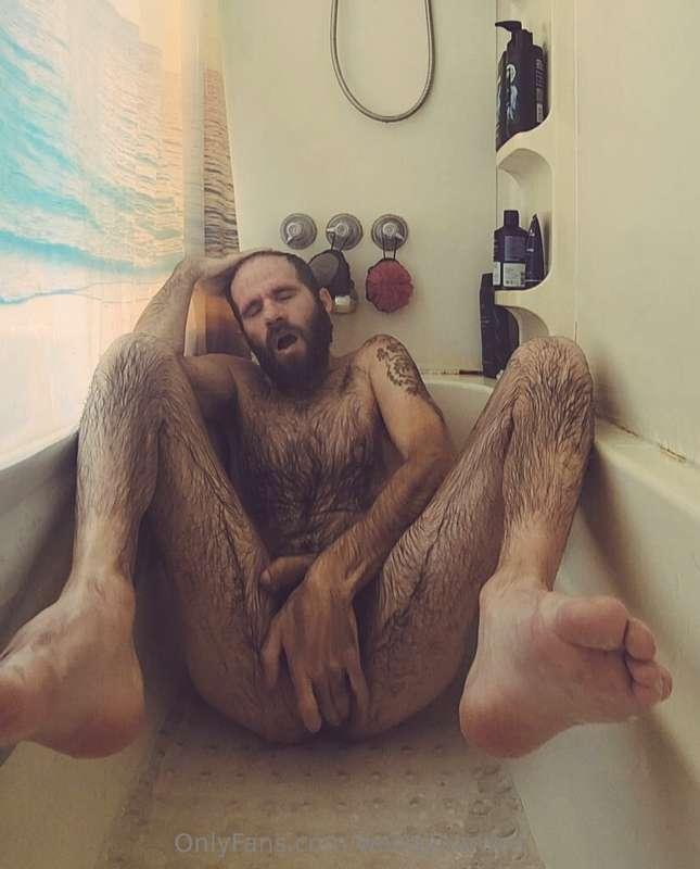 Who's wants to see the video 🚿😈