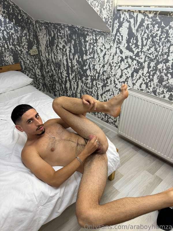 in what position would you fuck my tight arab bad boy ass? 😈
