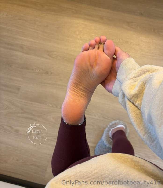 some meaty soles🤭
