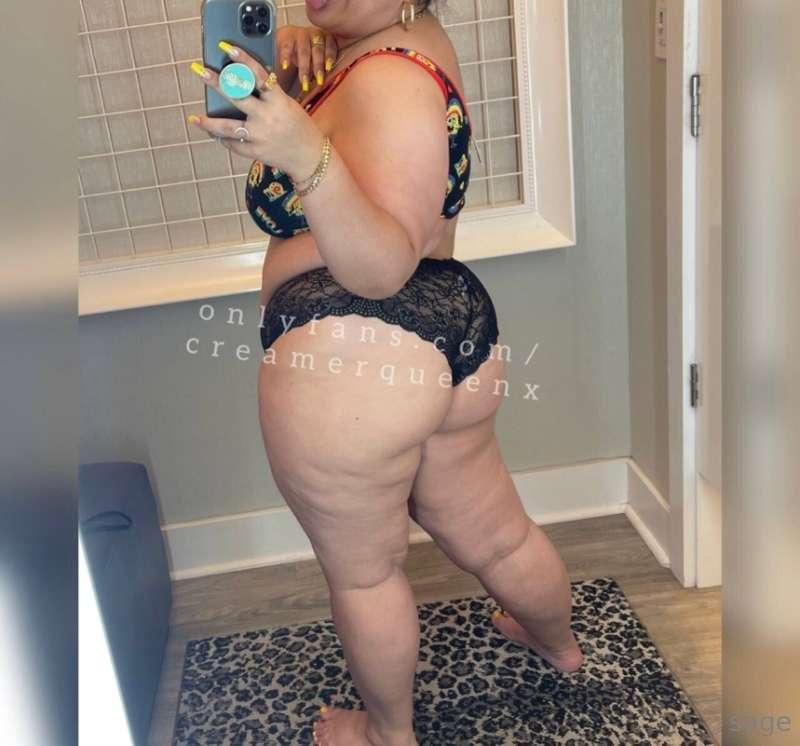 # BIG BOOTY LATINA READY 2 PLAY 🫣
@creamerqueenx
@creamerque..