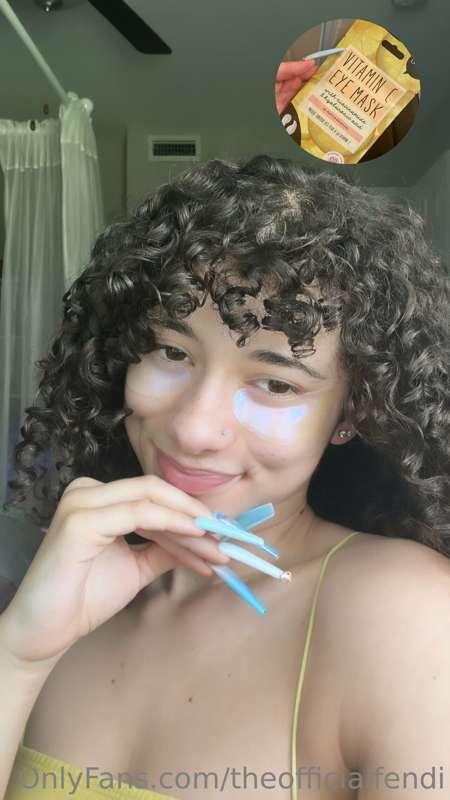 Wanna book a Facetime call?💦
$50 for me to just watch you or..