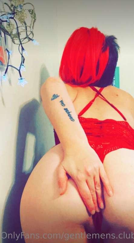 😈FREAkY, kinky submissive bratty MILF @ashbrooklynn 😈
FREE s..