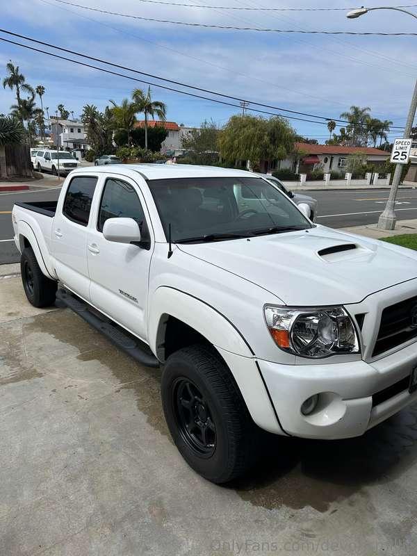 Slowly chipping away at making this truck nicer. Just had th..