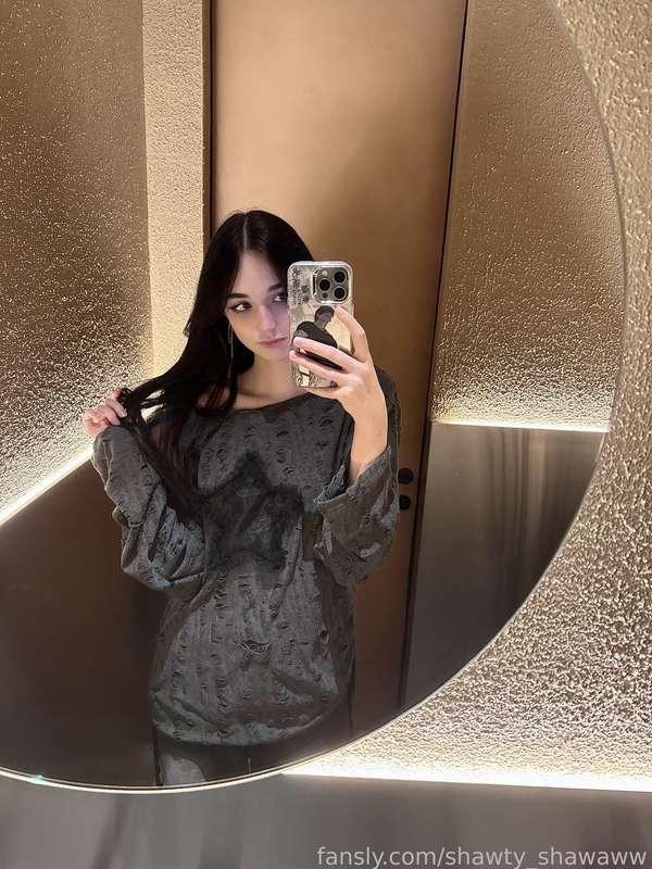 Today I was at a place where served awesome cocktails💕 strawberry cocktail with lime is very tasty, try it for sure!

#fyp #teen #egirl #18 #cute #babyface #skinny #smalltits #casual 