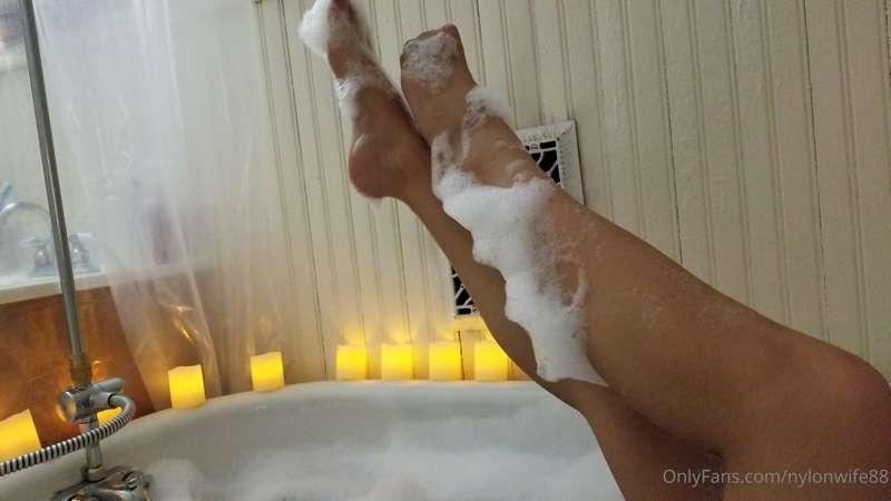 Nylons in the tub,  hot? Or not?