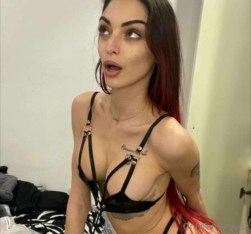 hi baby are you there? I want to show you what I can do with..