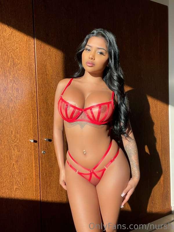 Do you like my lingerie?❤️