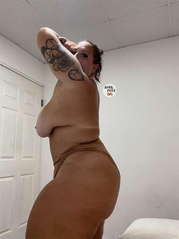 aprilfoxx image #0