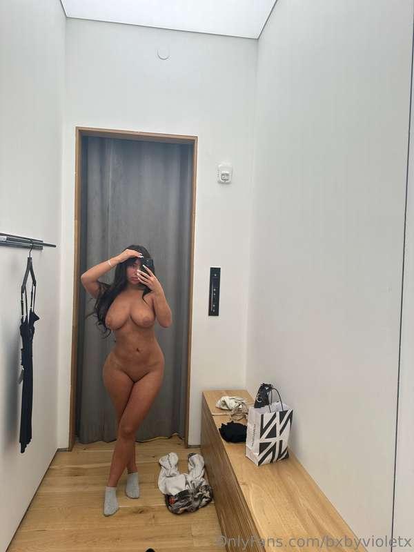 Can I send u nudes like this all day?