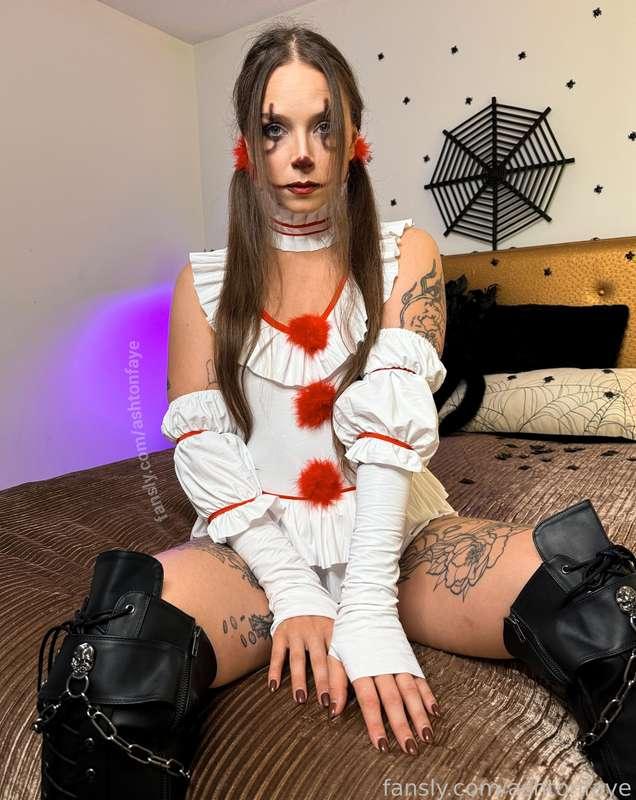 ashtonfaye image #4