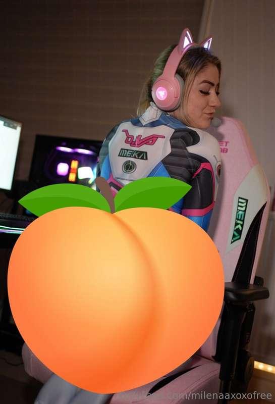 Bet you haven't seen Dva Showing her Big Bubble Butt in a Po..