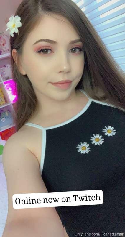 🌼Online now on twitch !!! 🌼
Twitch.tv/lilcanadiangirl