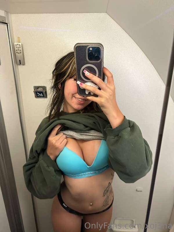 had 2 get a few pix 4 u on my flight ;)