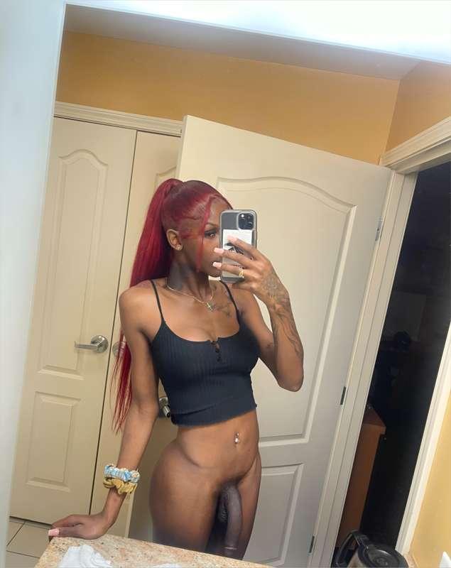 Come get it 🍆…
