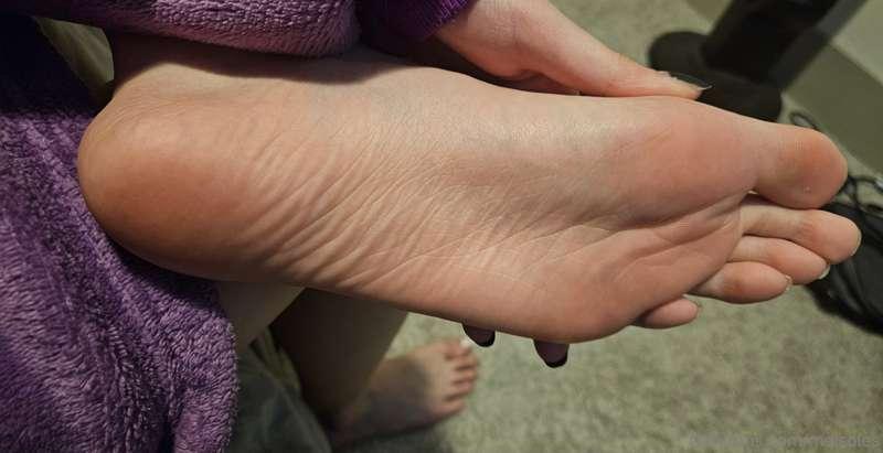 Come explore these long soles