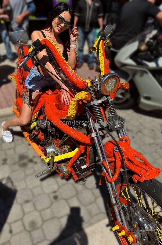 But have you ever ridden on an octopus? 🐙 