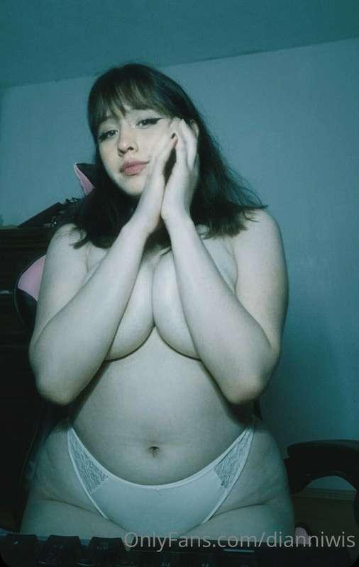 Así sin sostén me veo también linda 🥰 (La última foto me enc..