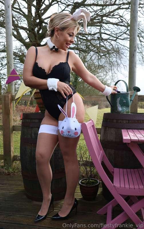 Good morning!! Up early for work today 🐰🫦