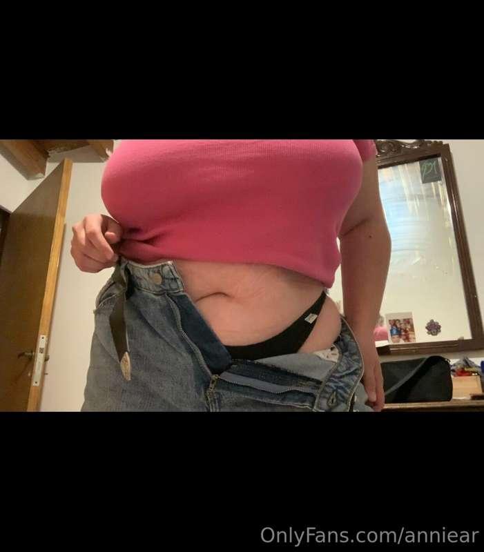 Nobody can see us , let’s masturbate together 🤤😈