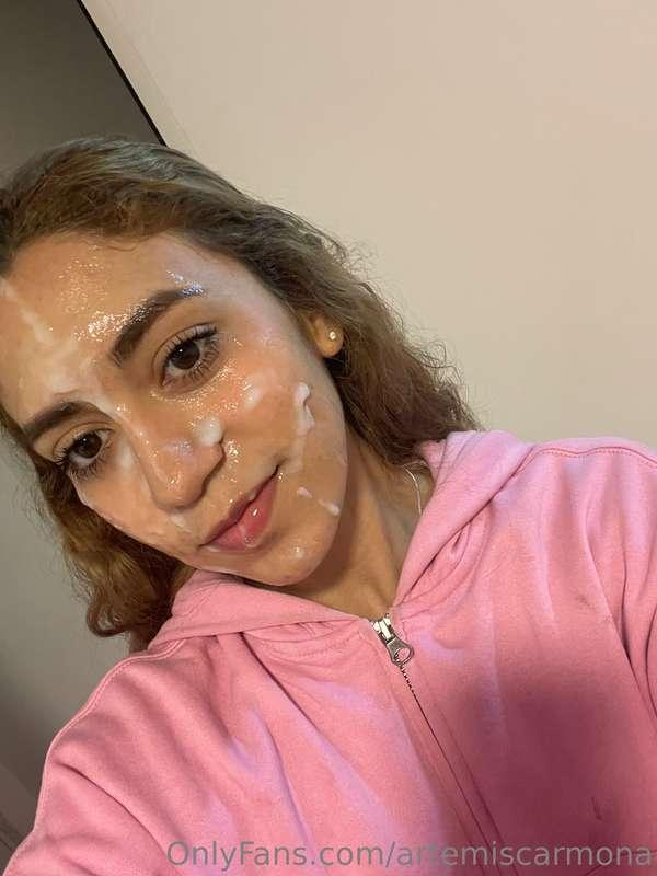 Another huge facial jeje
