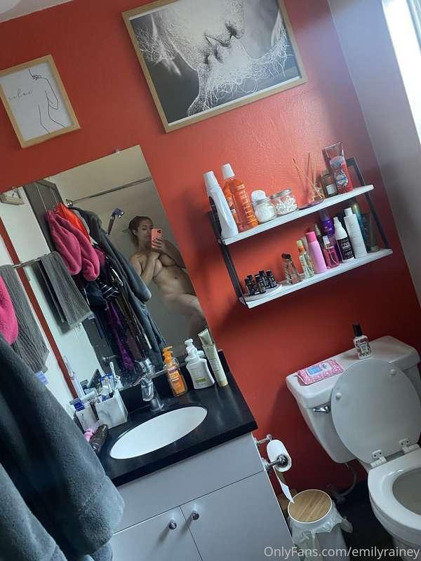 Shower time 🔥💓
