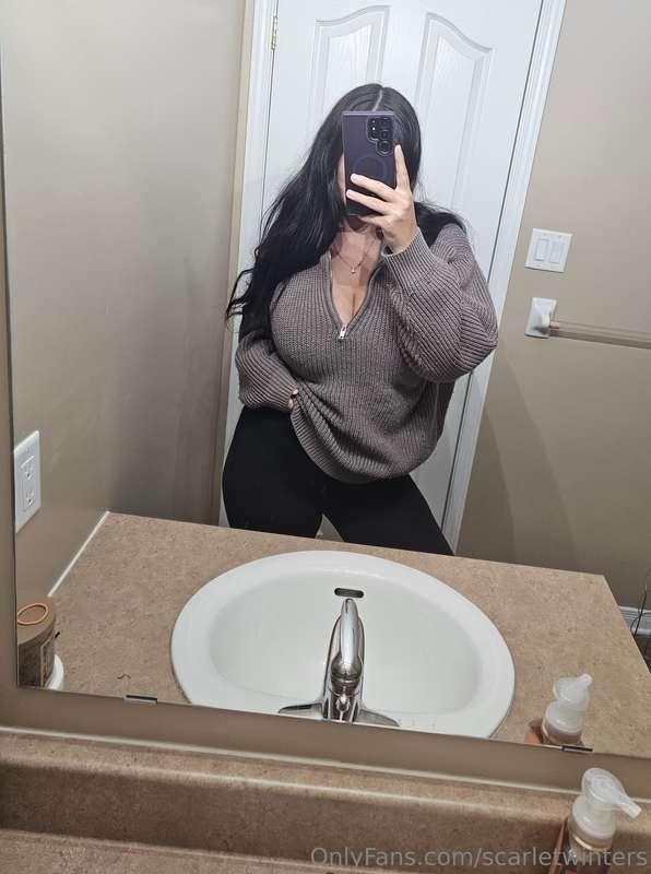 Happy Monday ❤️ now does anyone know where I can park this 🍑..