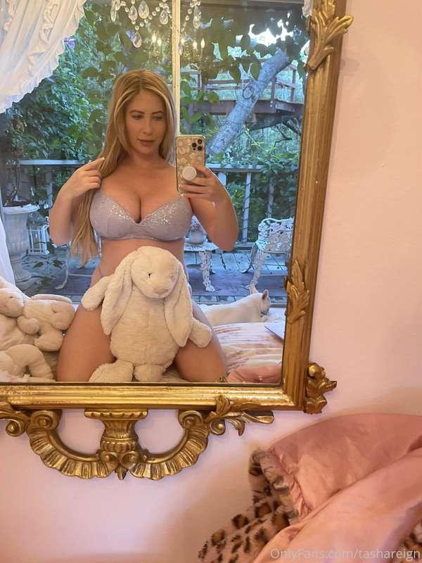 What's under this bunny? 😈