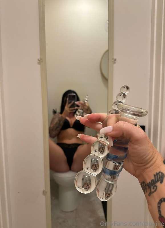Watch me play with these new glass toys a lovely supporter g..