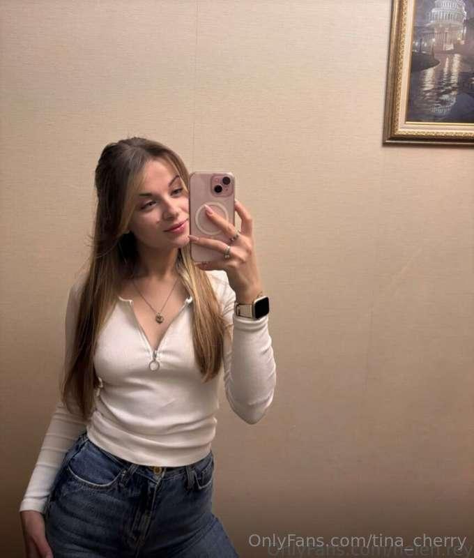 💜𝗙𝗥𝗘𝗘 𝗦𝗨𝗕𝗦𝗖𝗥𝗜𝗣𝗧𝗜𝗢𝗡 💜 Cutie @grace_luna loves getting her lit..